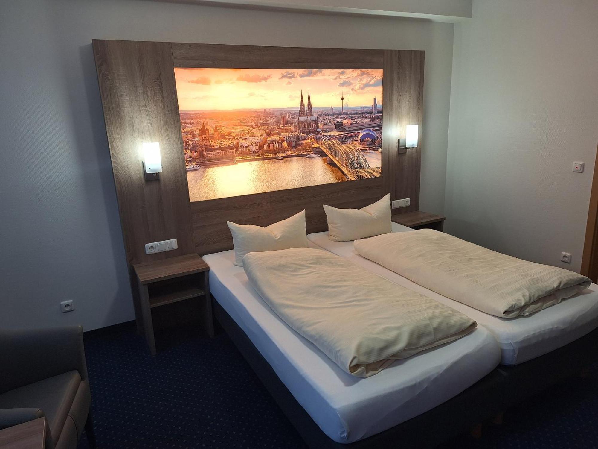 Hotel Am Freischuetz Hürth Eksteriør bilde